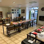 Du Rocher Hotel 2*