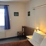 Du Rocher Hotel 2*