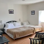 Hotel Du Rocher Le Caylar