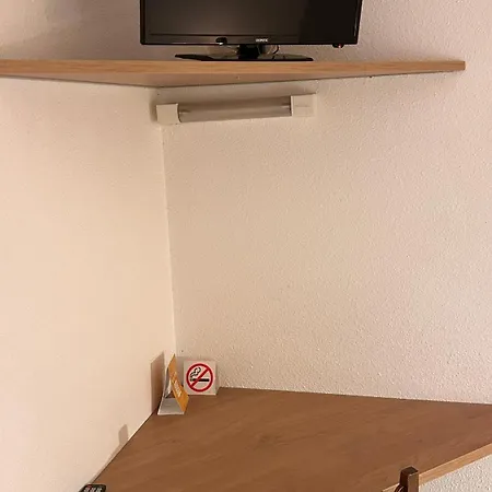 Du Rocher ホテル